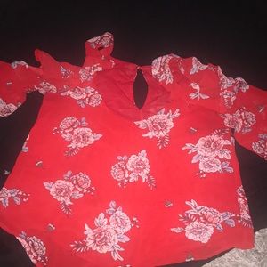 Exposed shoulder blouse